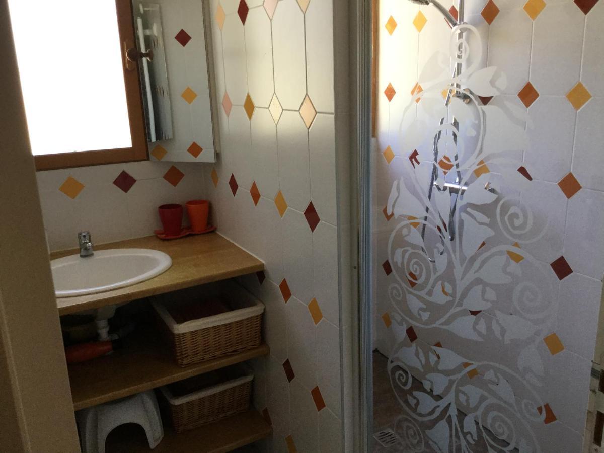Mas Soleil Et Vignes Bed & Breakfast Saint-Hippolyte  ภายนอก รูปภาพ